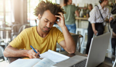 Common Scholarship Application Mistakes Students Should Avoid Before Submitting Scholarship Applications